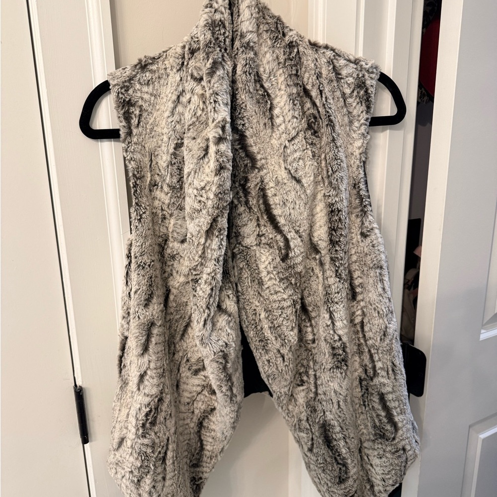 Show Me Your Mumu Faux Fur Vest